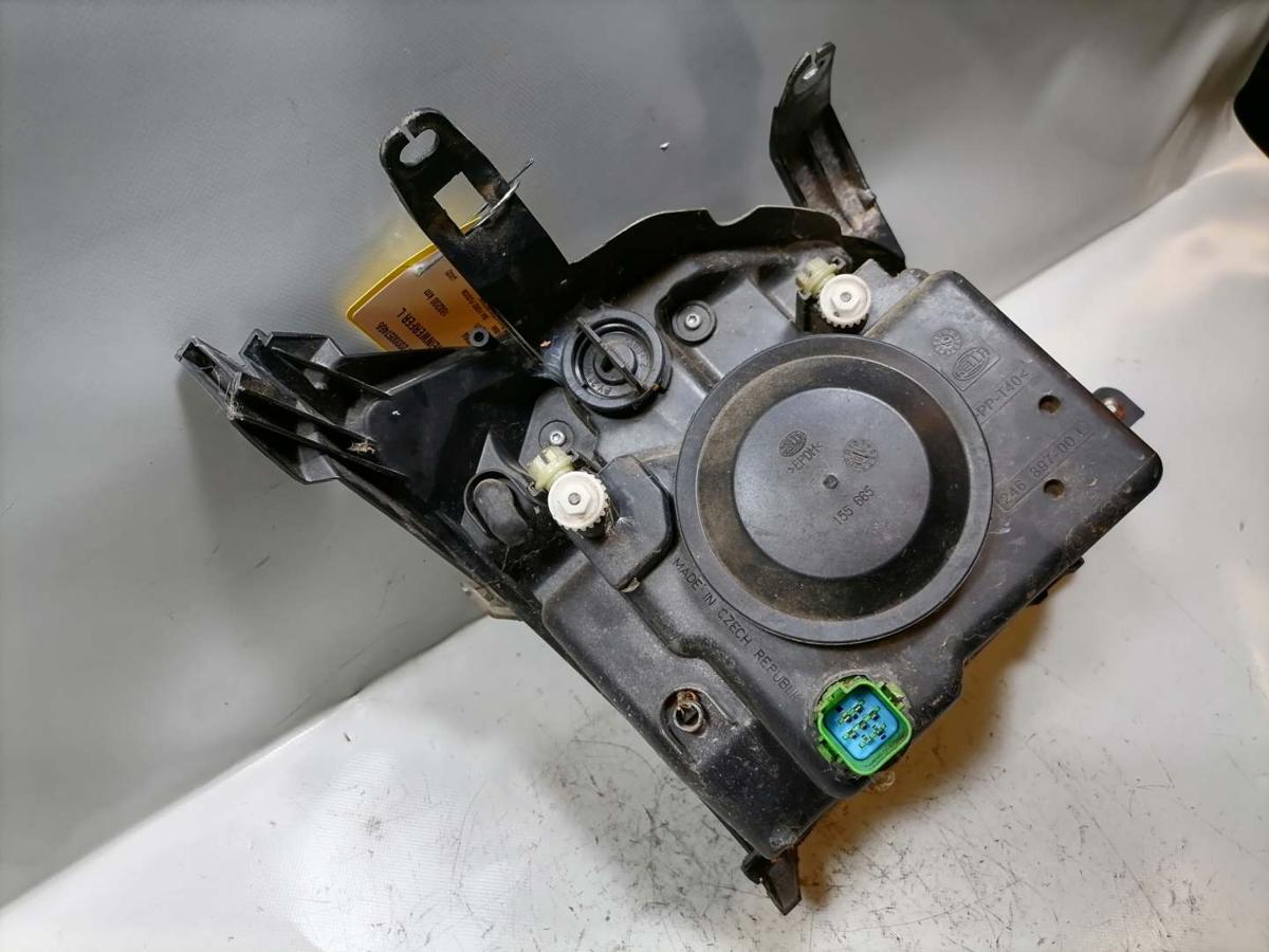 Ford Fusion original Scheinwerfer vorn links Halogen Bj.2004